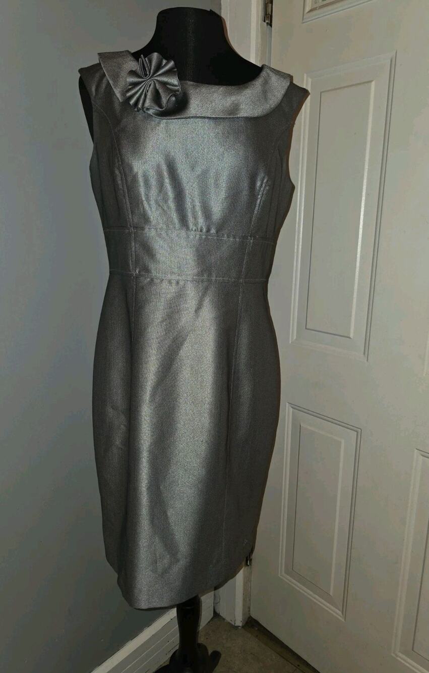 Calvin Klein Silver Metallic Sleeveless Sheath Dress Pleated Rosette 12 Cocktail